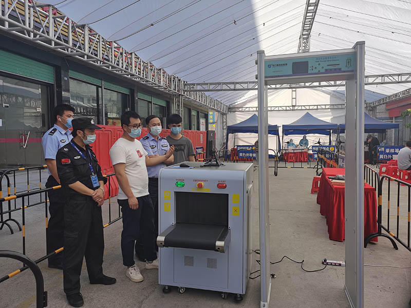 深圳一隔离点采用威尼斯欢乐娱人v3676安检机安检门等安检设备